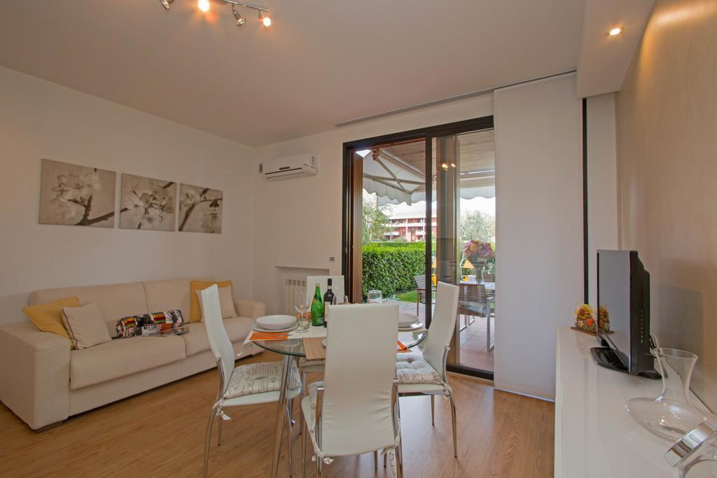 Aparthotel Fior Di Loto